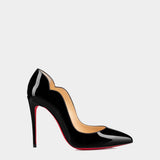 CHRISTIAN LOUBOUTIN 黑色漆皮高跟鞋