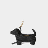 ANYA HINDMARCH 造型狗收納吊飾