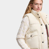 MONCLER 黑釦羽絨背心